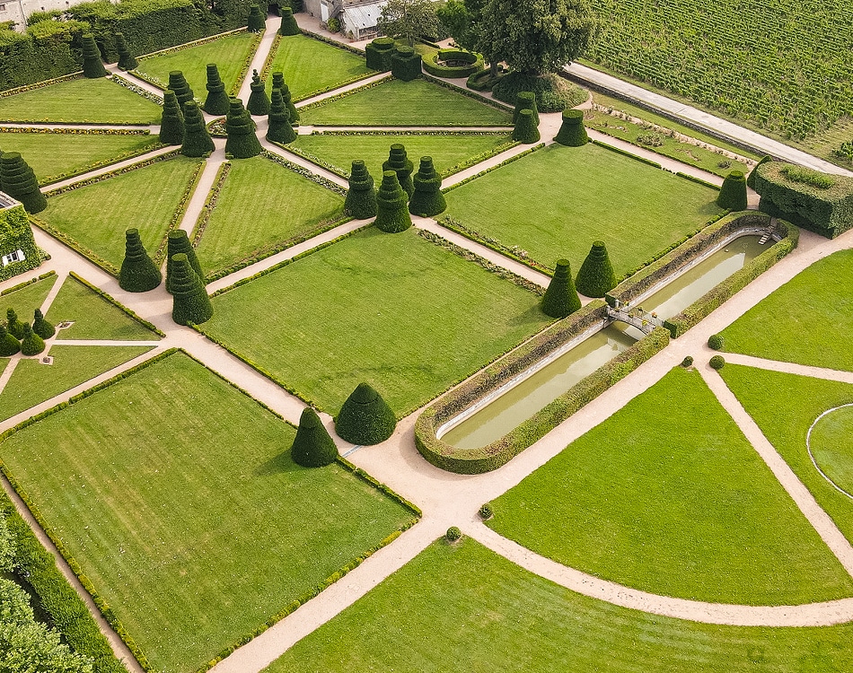 jardins à la française chateau de pizay